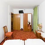 Casa Dealul Melcilor בית הארחה *